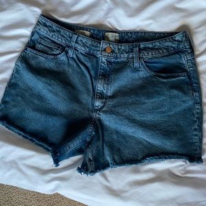 Universal Thread Vintage Midi Jean shorts - never worn!!